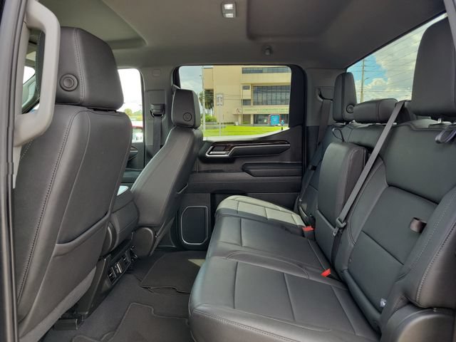 Used 2025 GMC Sierra 1500 SLT AWD/4WD image 10