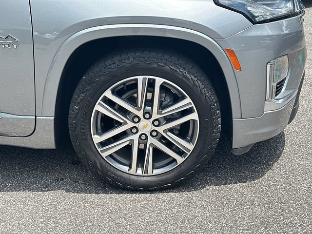 Used 2023 Chevrolet Traverse High Country w/ LPO, Floor Liner Package AWD/4WD image 14