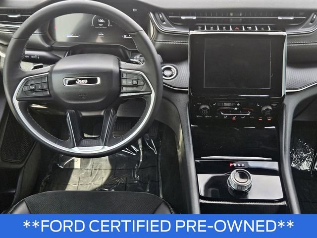 Used 2025 Jeep Grand Cherokee L Altitude RWD image 18