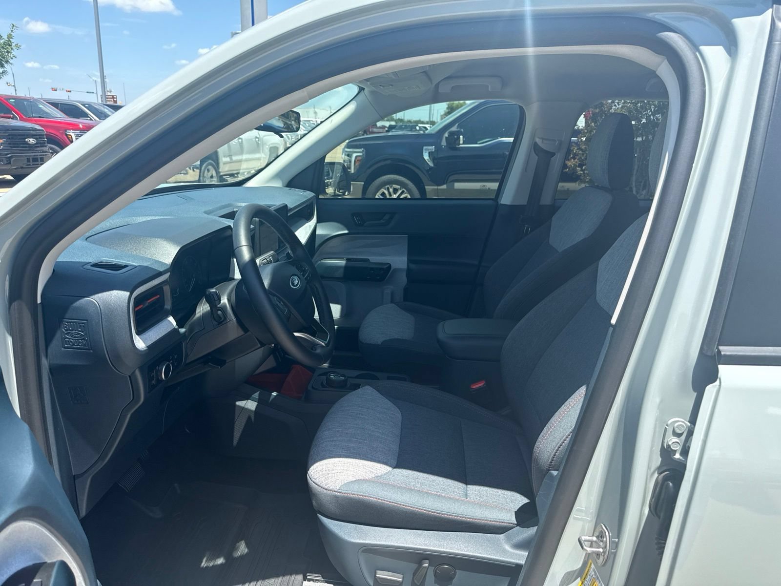 Certified 2023 Ford Maverick XLT w/ XLT Luxury Package FWD image 17