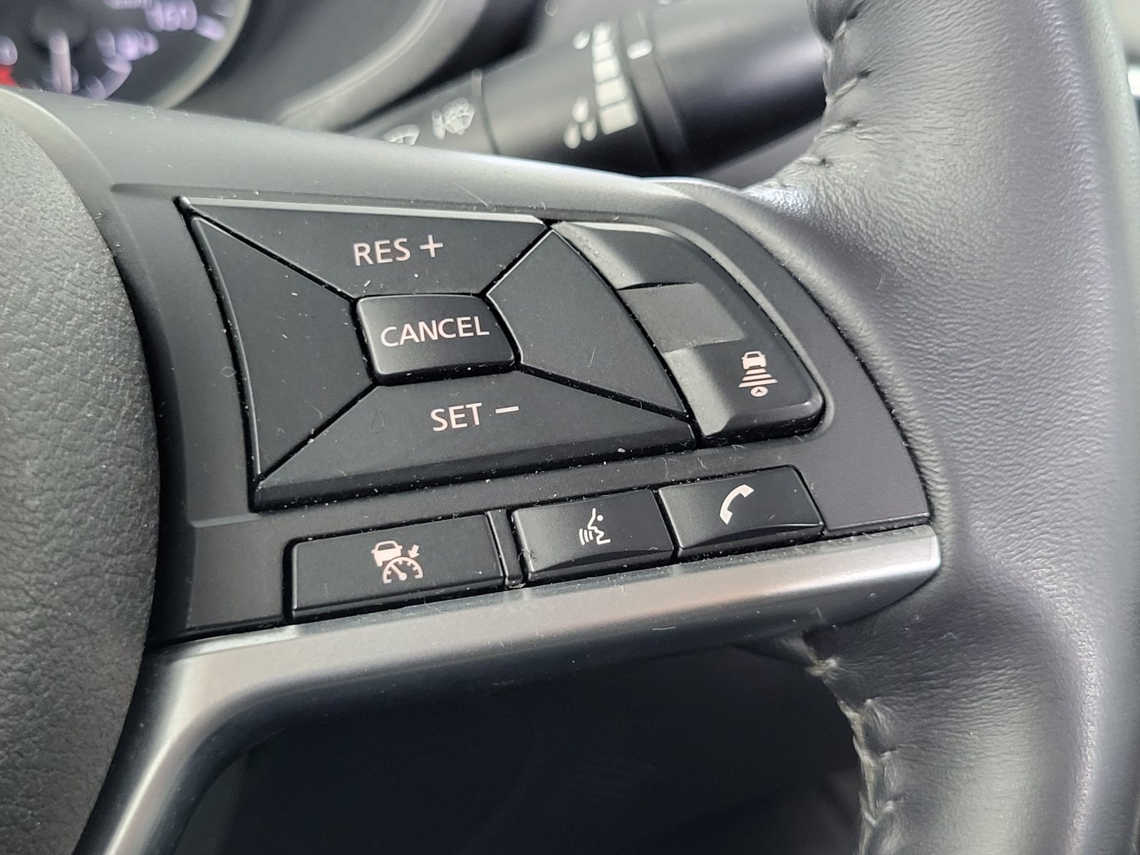 Used 2021 Nissan Sentra SV FWD image 17