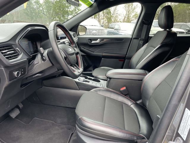 Certified 2025 Ford Escape ST-Line image 14