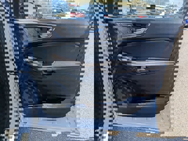Certified 2024 Ford Edge SE w/ Black Appearance Package image 31