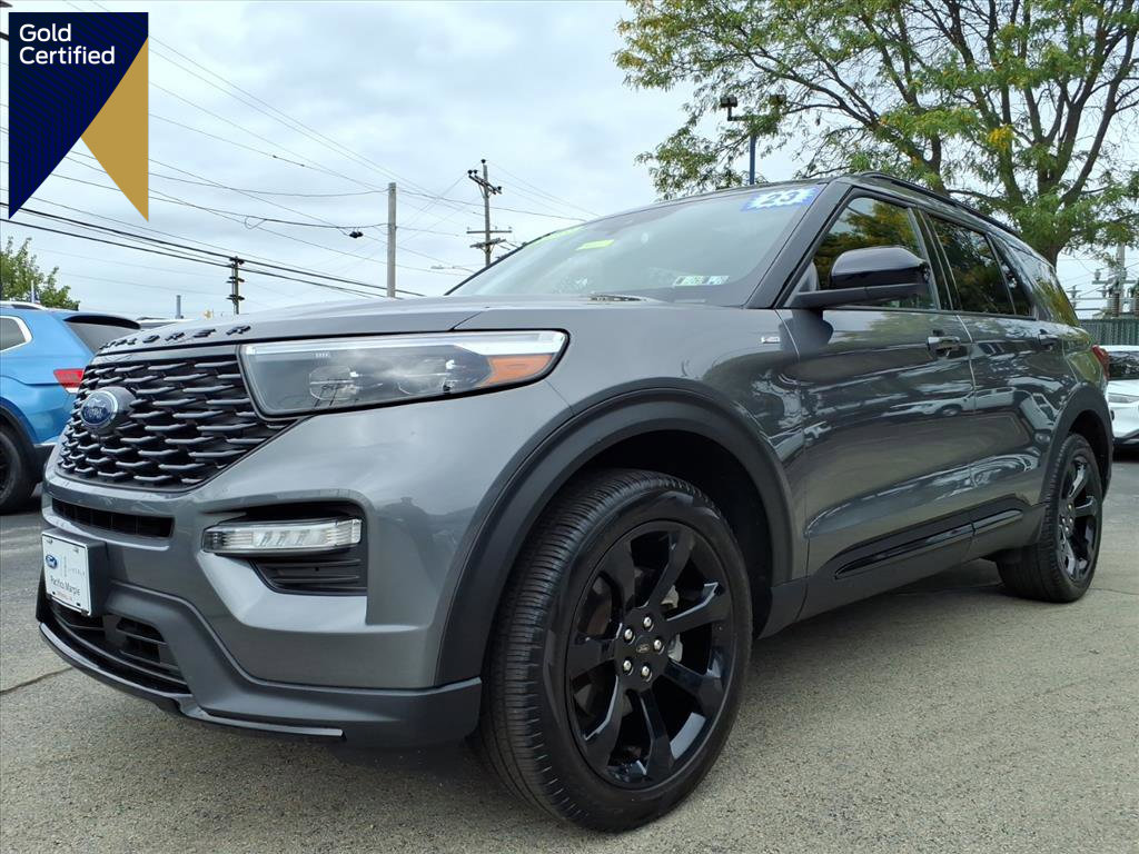 Certified 2023 Ford Explorer ST-Line w/ Class IV Trailer Tow Package
