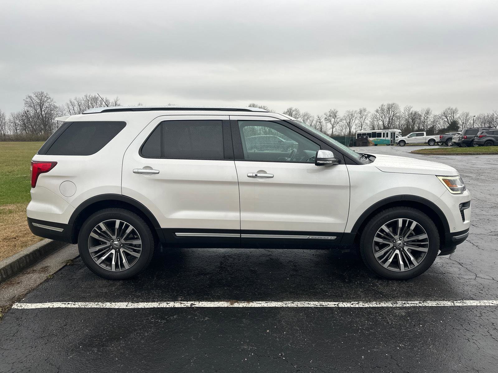 Certified 2019 Ford Explorer Platinum image 10
