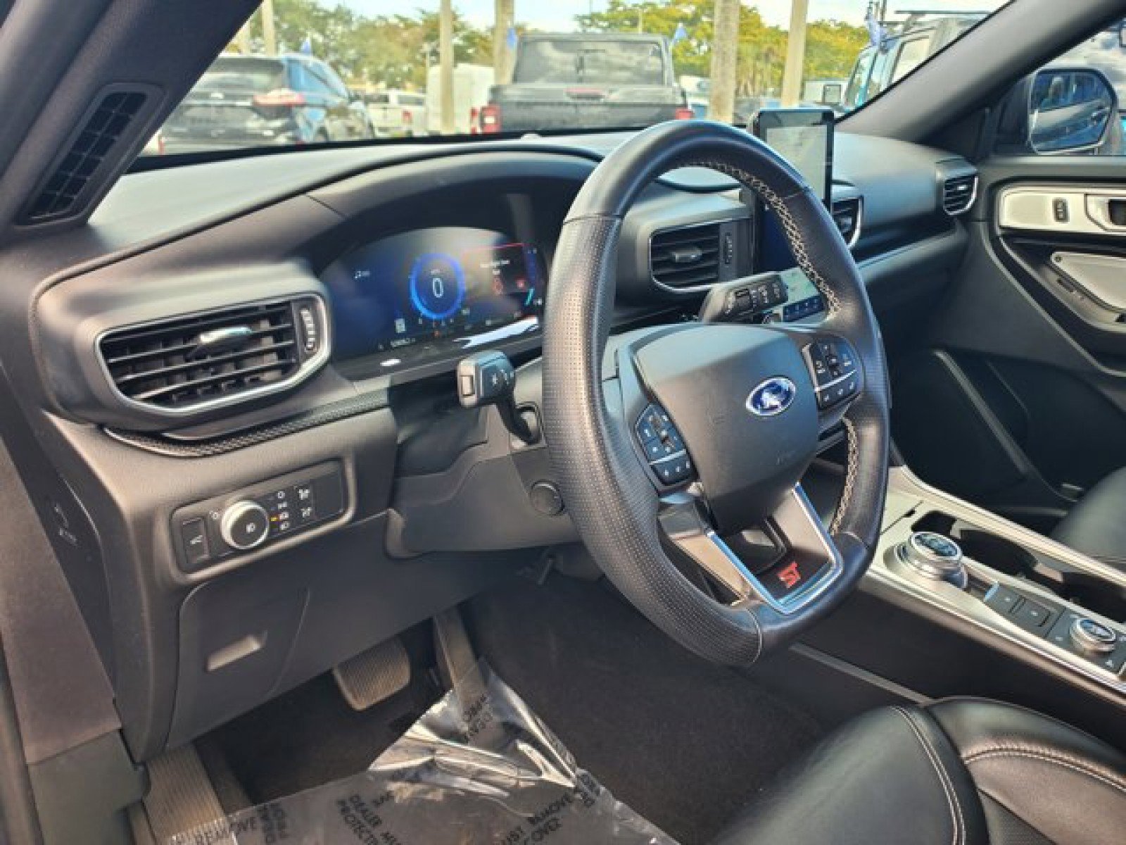 Certified 2020 Ford Explorer ST w/ Premium Technology Package image 10