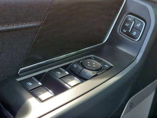 Certified 2024 Ford F150 Lariat w/ FX4 Off-Road Package image 22