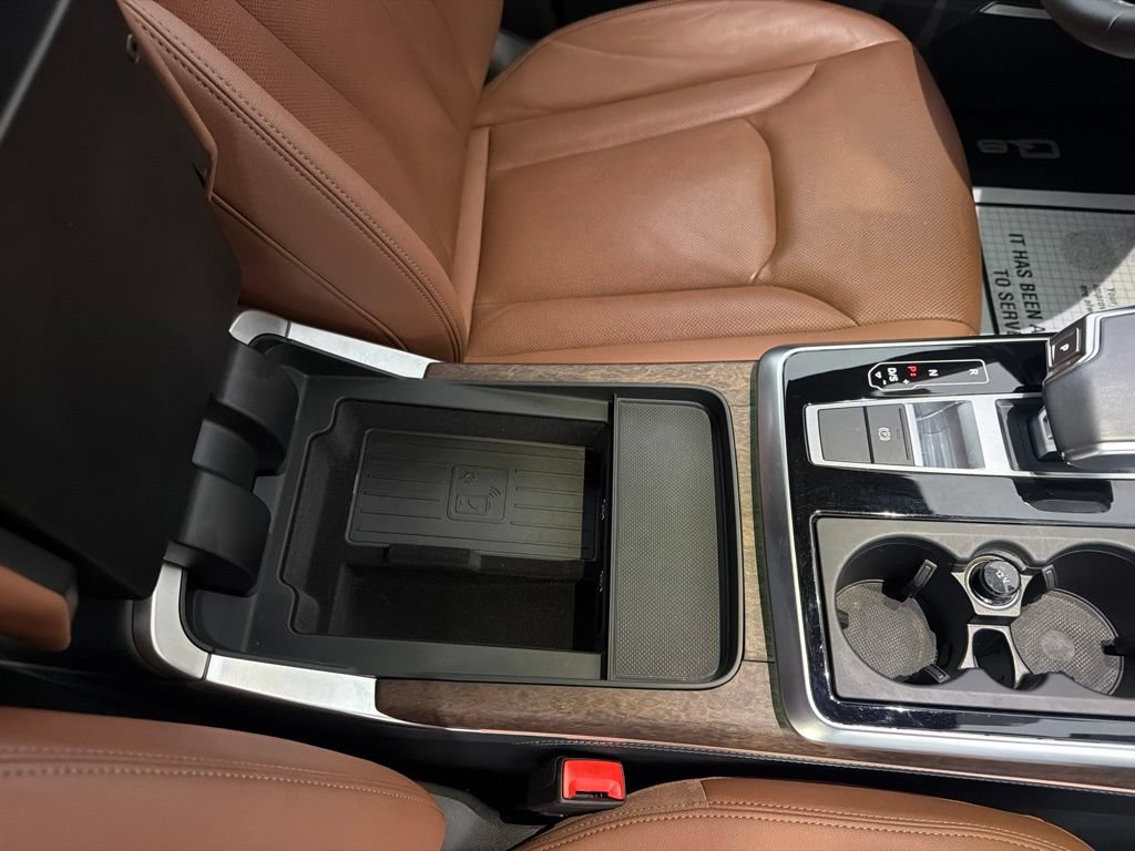 Used 2024 Audi Q8 Premium Plus AWD/4WD image 44