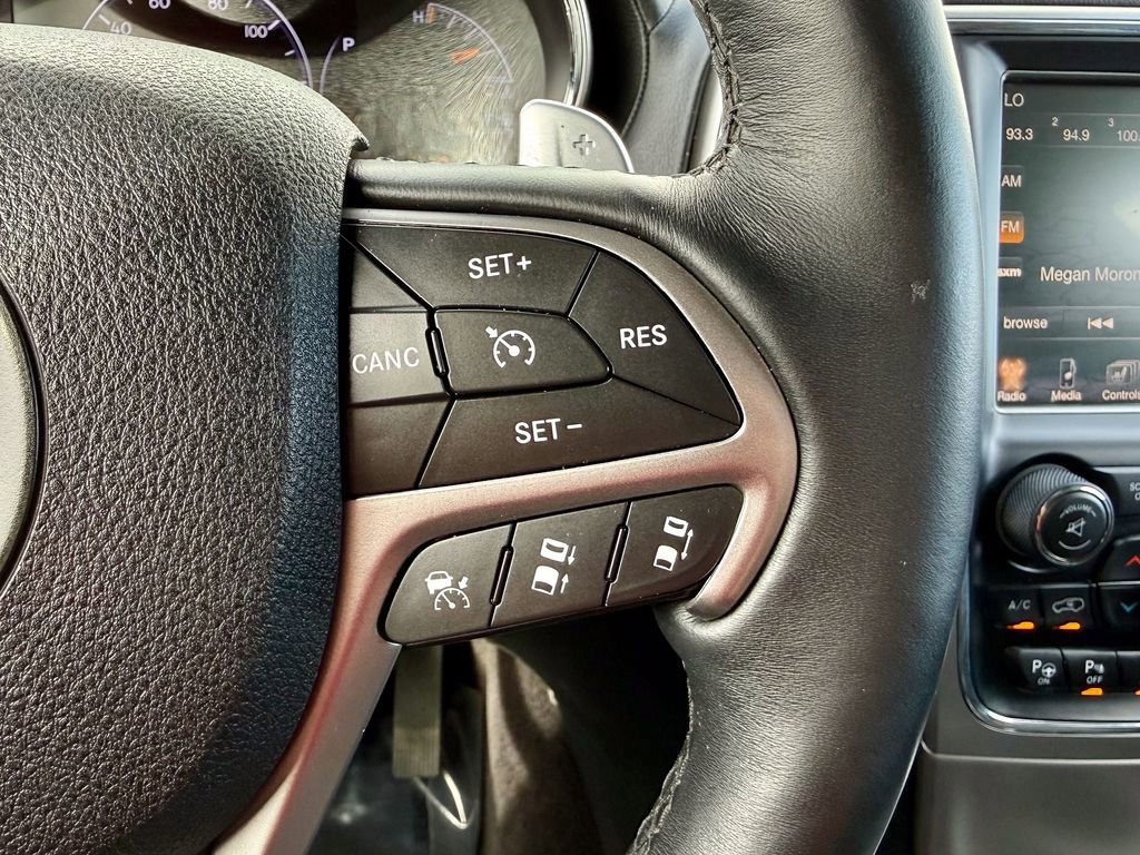 Used 2017 Jeep Grand Cherokee Summit image 26