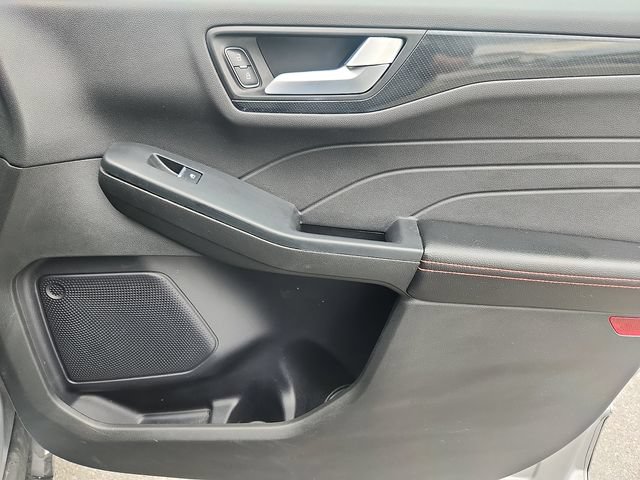 Certified 2023 Ford Escape ST-Line AWD/4WD image 34