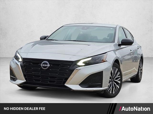 Used 2025 Nissan Altima 2.5 SV