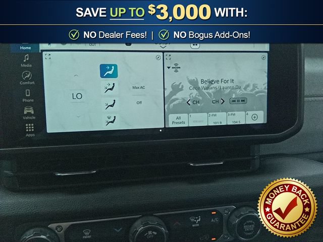 Used 2024 Jeep Gladiator Sport AWD/4WD image 26