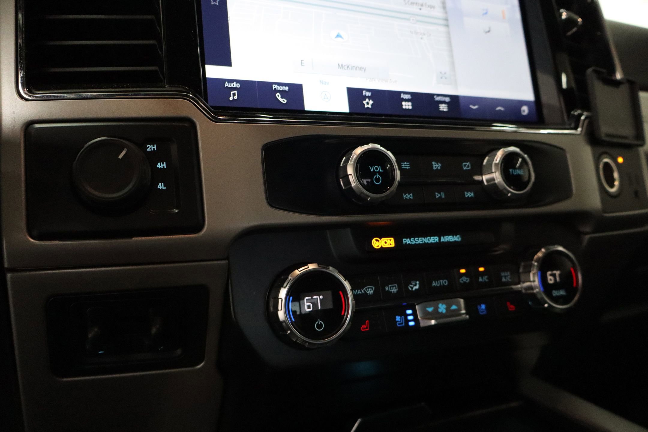 Certified 2022 Ford F250 Lariat w/ Lariat Value Package image 35