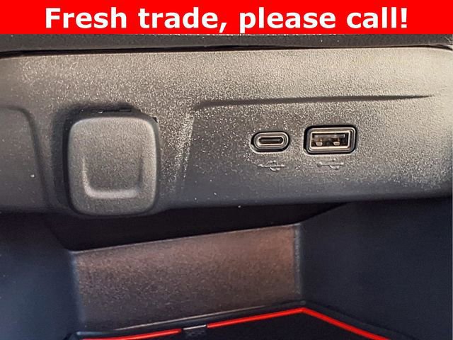 Used 2025 Chevrolet Trax RS w/ Driver Confidence Package image 17