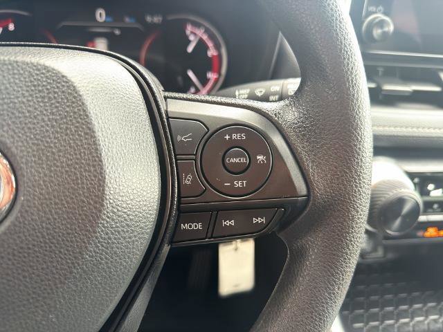 Used 2025 Toyota RAV4 LE image 22
