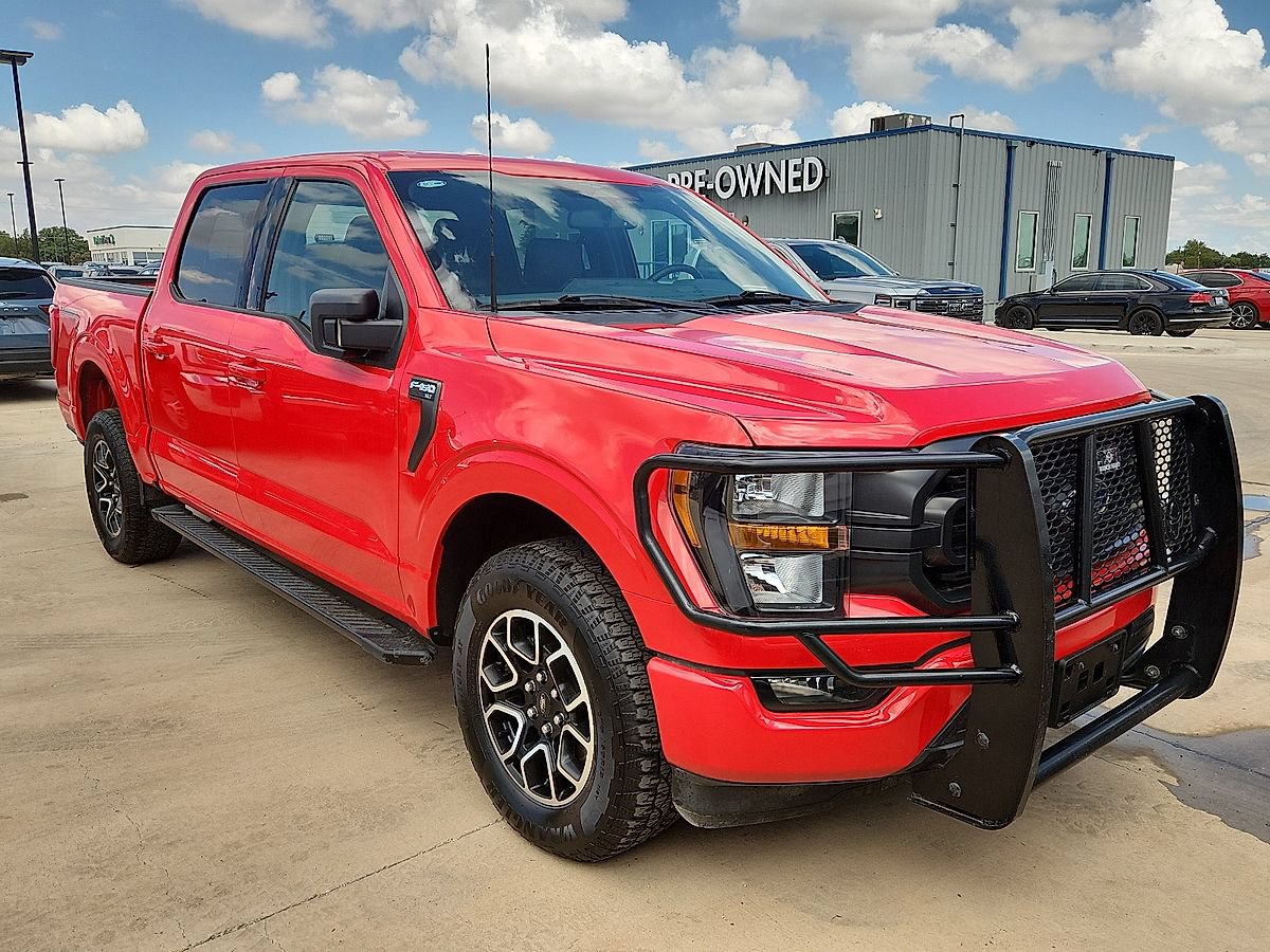 Certified 2023 Ford F150 XLT w/ Equipment Group 301A Mid AWD/4WD image 4