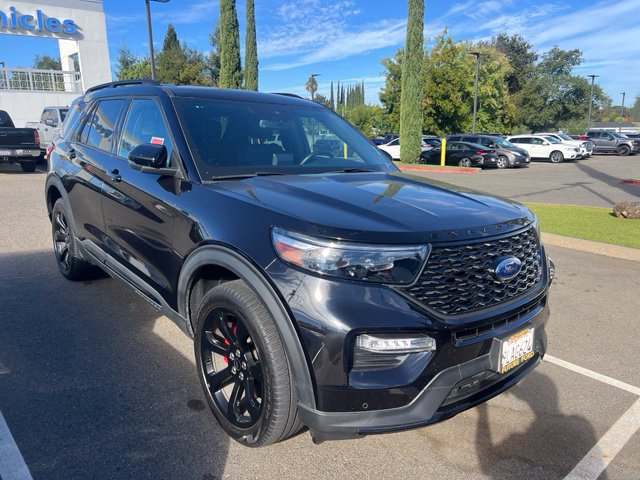 Certified 2023 Ford Explorer ST w/ Equipment Group 401A AWD/4WD image 4