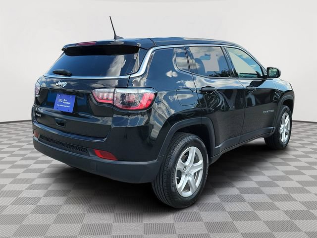 Used 2024 Jeep Compass Sport AWD/4WD image 5