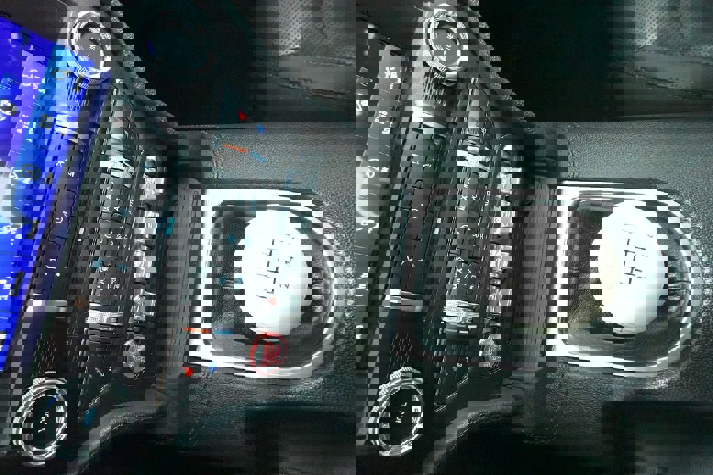 Certified 2019 Ford Mustang Bullitt w/ Bullitt Electronics Package RWD image 15