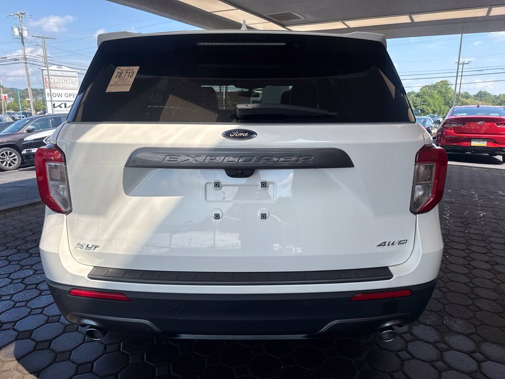 Certified 2024 Ford Explorer XLT w/ Equipment Group 202A AWD/4WD image 7