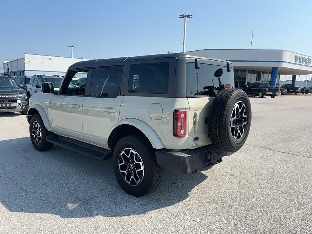 Certified 2025 Ford Bronco Outer Banks AWD/4WD image 3