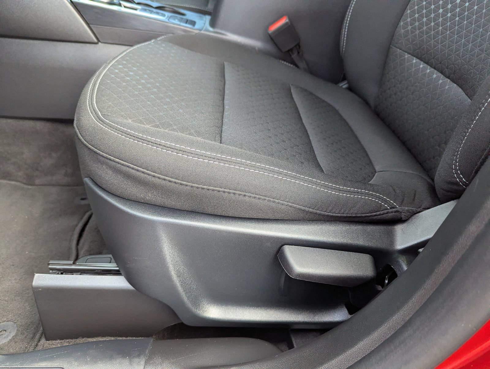 Certified 2025 Ford Escape Active FWD image 21