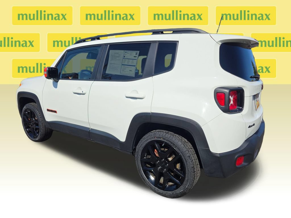 Used 2020 Jeep Renegade Latitude AWD/4WD image 6
