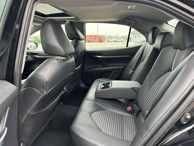 Used 2024 Toyota Camry SE image 9