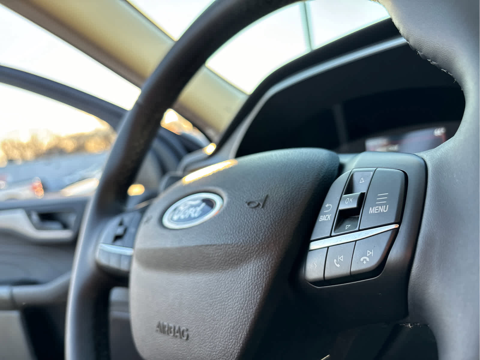 Certified 2022 Ford Escape SE w/ Convenience Package image 12