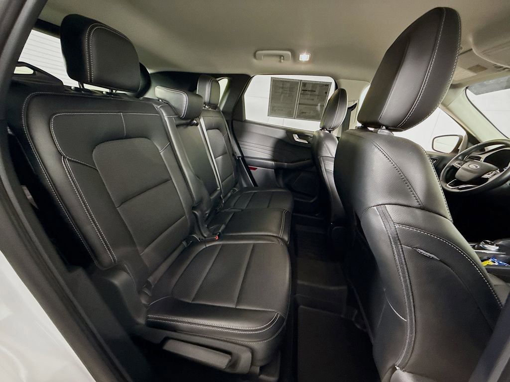 Certified 2022 Ford Escape SEL image 27