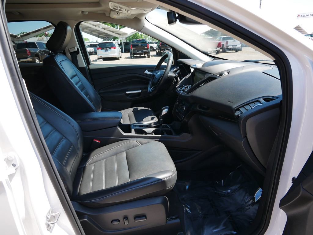 Certified 2019 Ford Escape Titanium AWD/4WD image 8