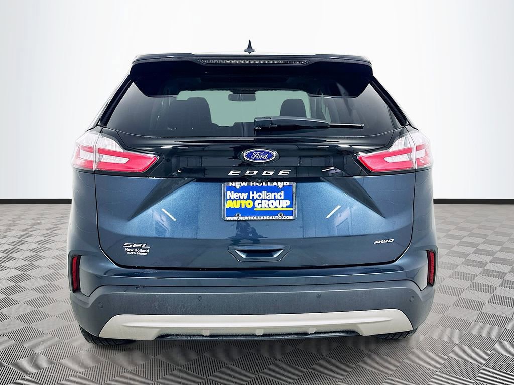 Certified 2023 Ford Edge SEL w/ Convenience Package AWD/4WD image 4