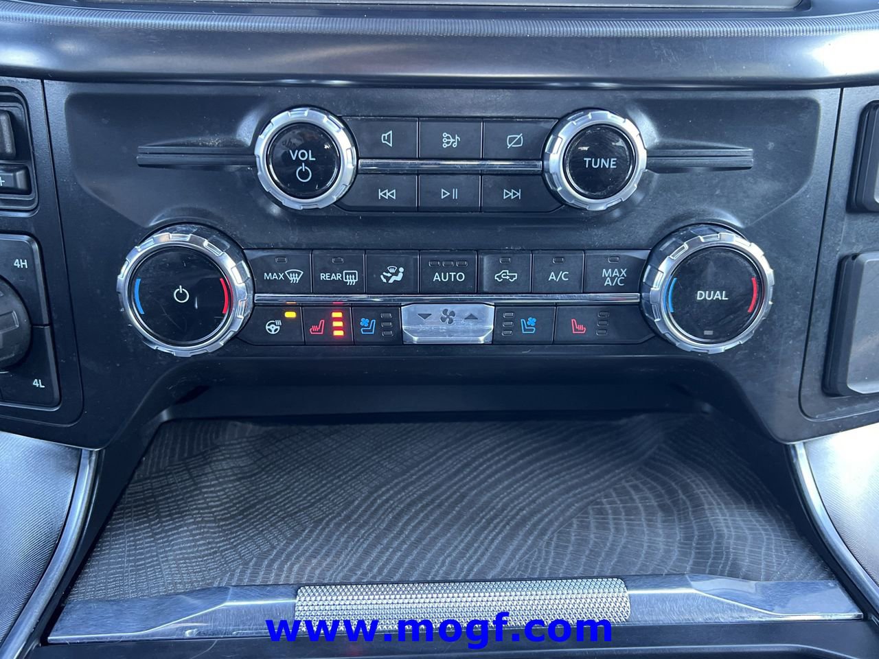 Certified 2022 Ford F150 Platinum w/ Equipment Group 701A High image 15