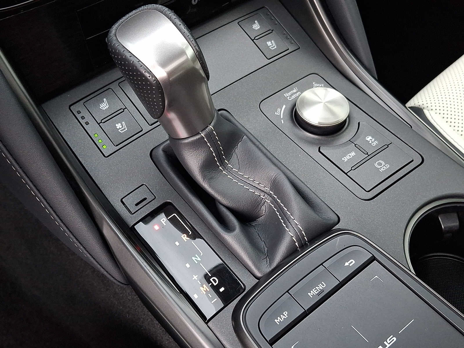 Used 2023 Lexus IS 500 RWD image 15