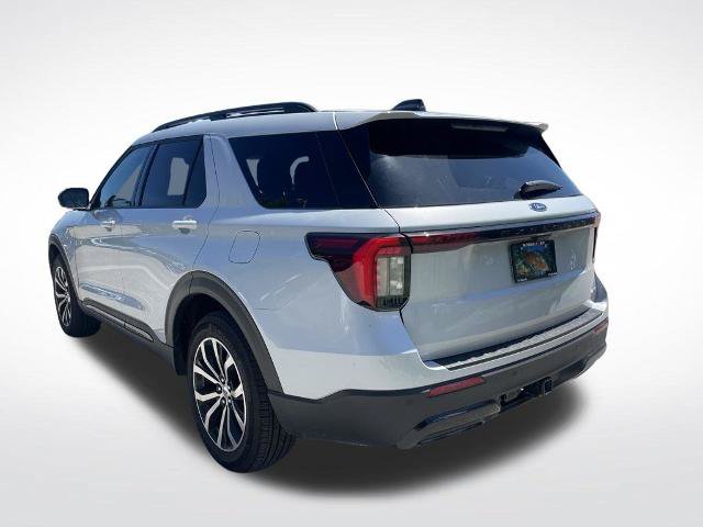 Certified 2026 Ford Explorer ST-Line AWD/4WD image 5
