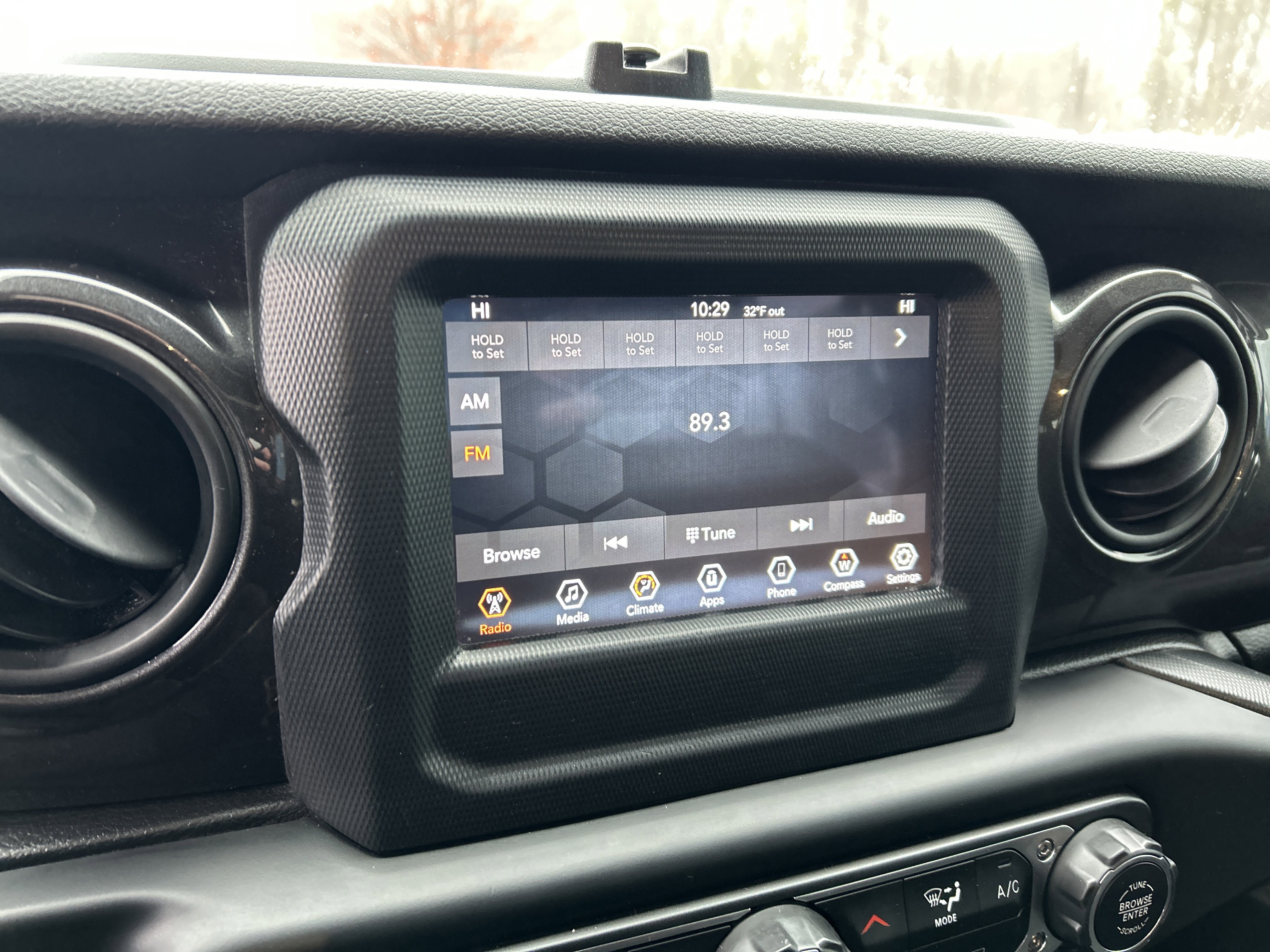 Used 2019 Jeep Wrangler Unlimited Sport image 17