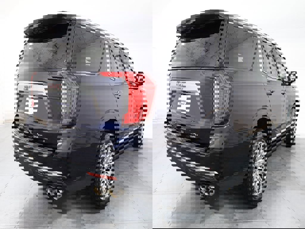 Used 2023 GMC Yukon Denali image 4