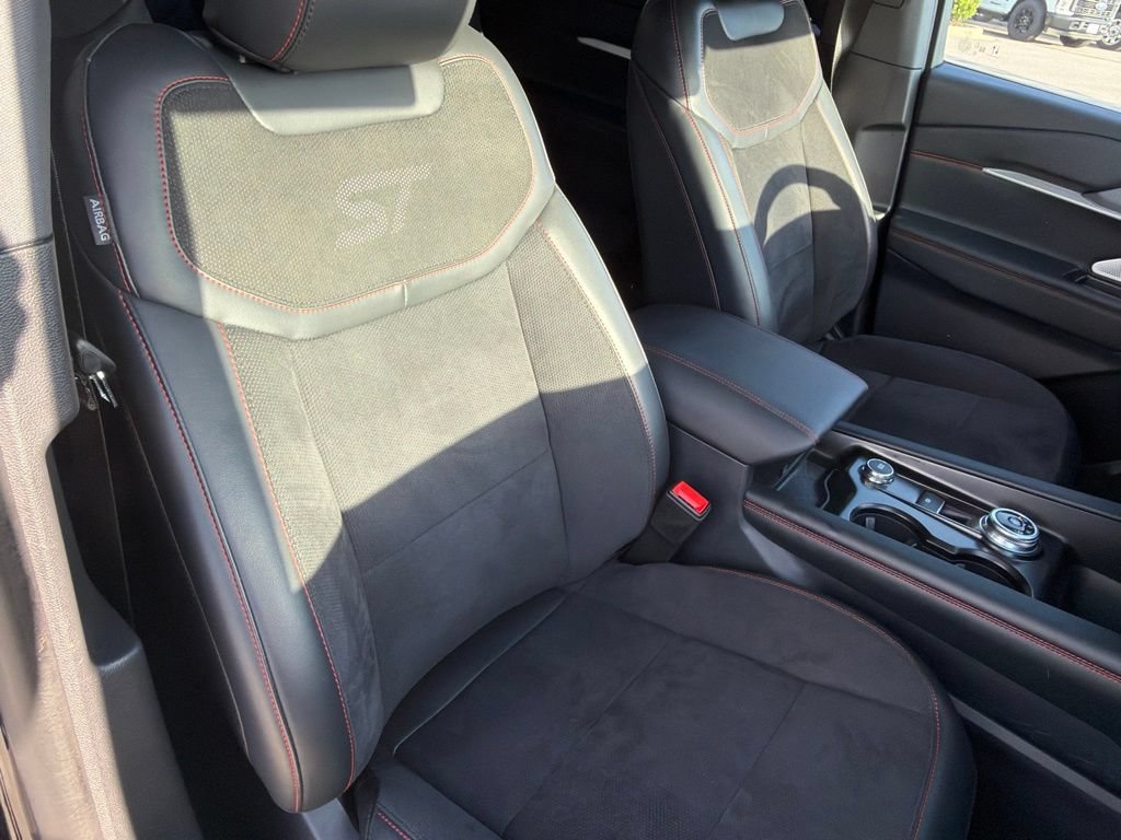 Certified 2026 Ford Explorer ST w/ Sun And Sound Package RWD image 13