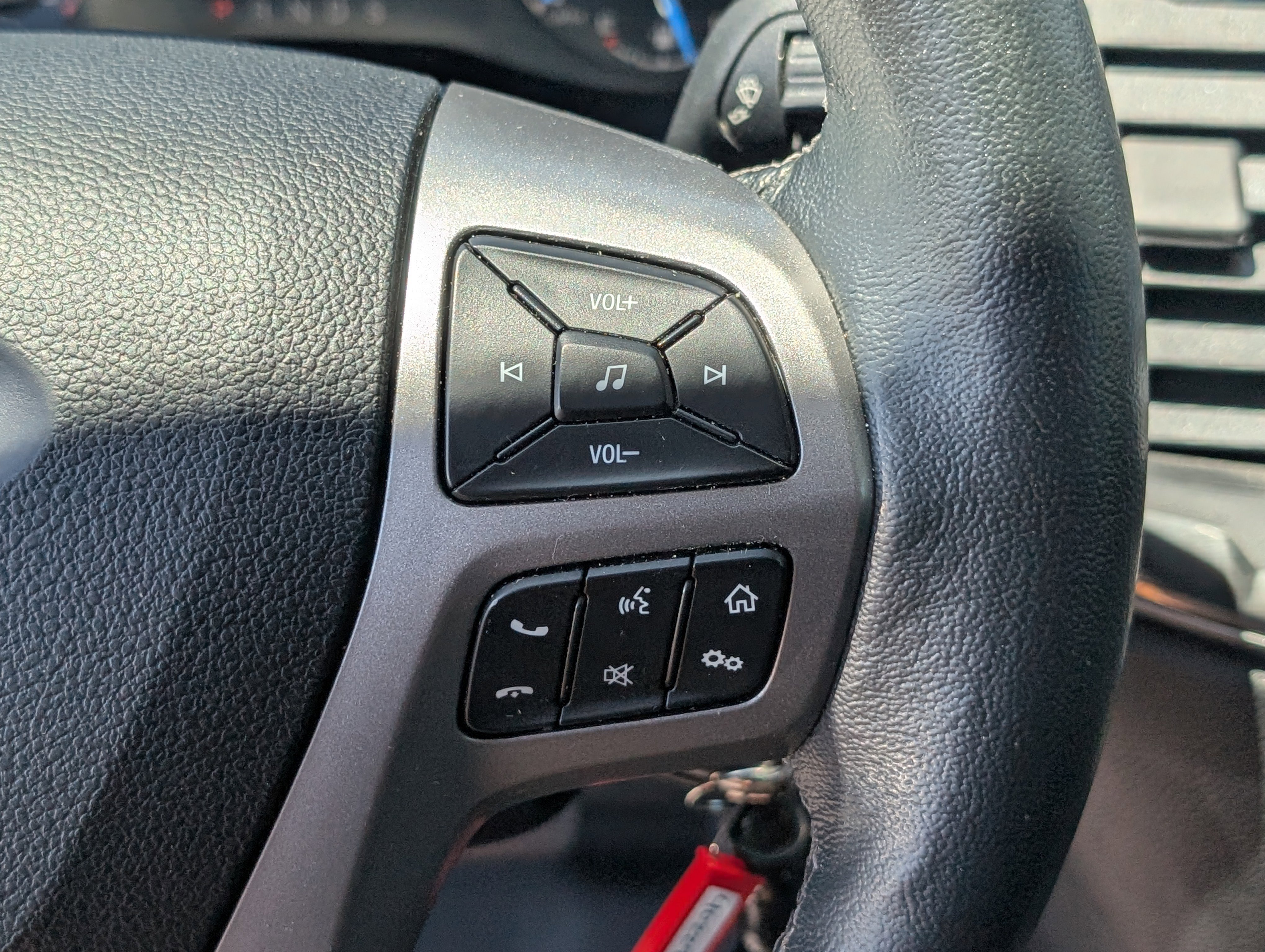 Certified 2019 Ford Ranger XLT w/ Equipment Group 302A Luxury AWD/4WD image 26