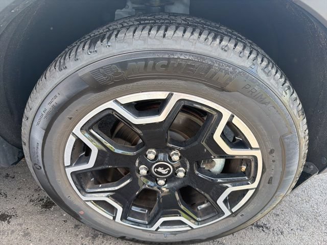 Certified 2025 Ford Bronco Sport Outer Banks w/ Outer Banks Tech Package+ AWD/4WD image 24