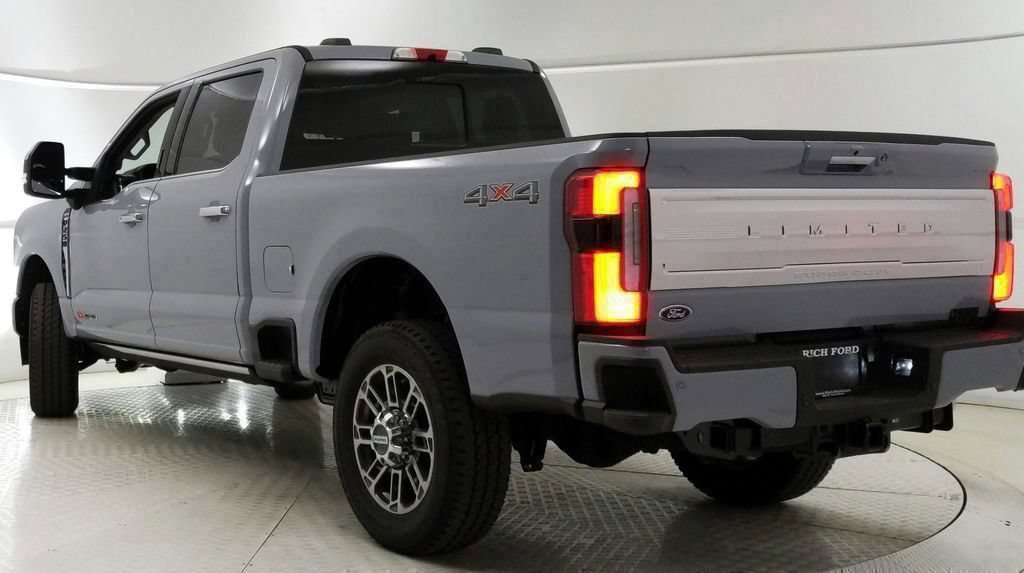 Certified 2024 Ford F250 Limited AWD/4WD image 5