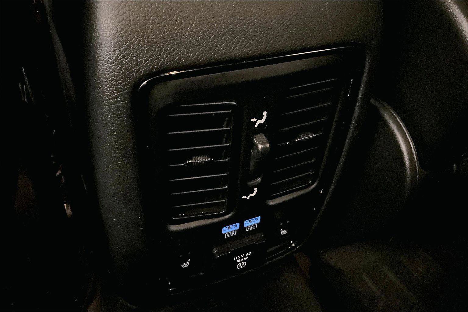 Used 2020 Dodge Durango GT image 33