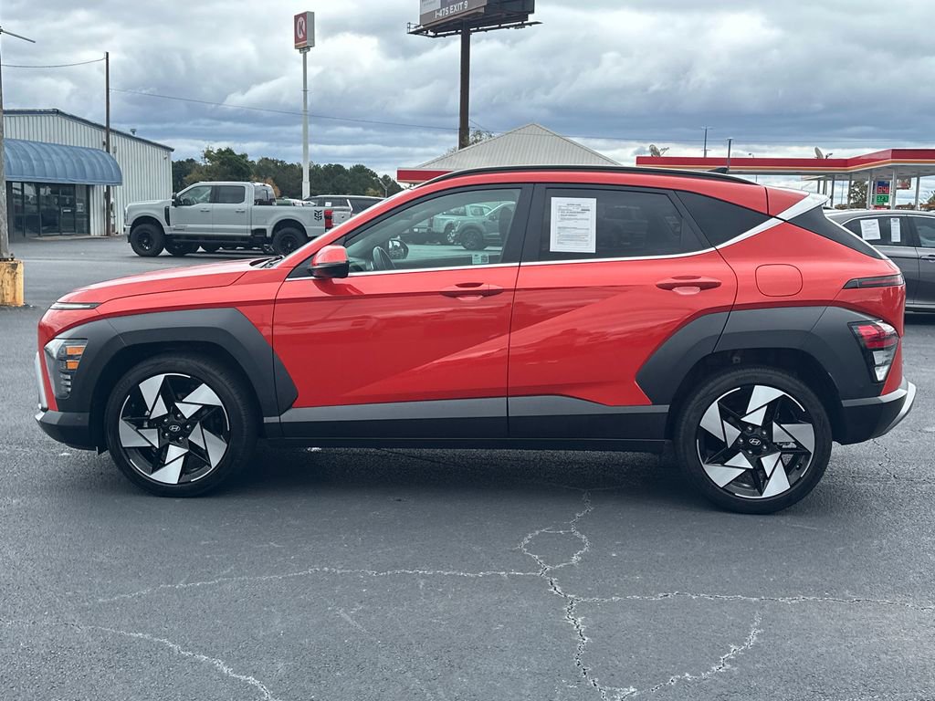 Used 2024 Hyundai Kona Limited image 6