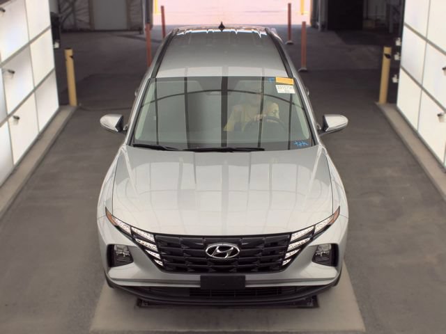 Used 2023 Hyundai Tucson SEL AWD/4WD image 3