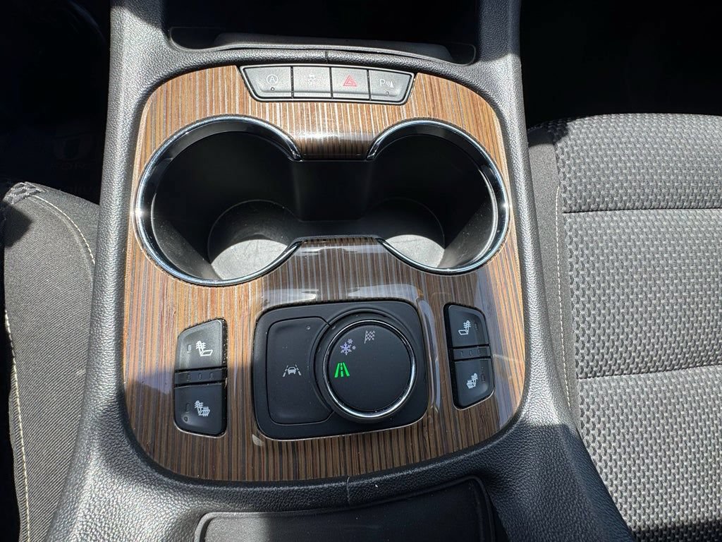 Used 2023 GMC Acadia SLE w/ Driver Convenience Package FWD image 37