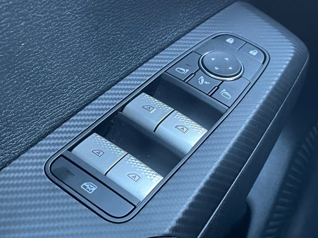 Used 2024 Mitsubishi Outlander Ralliart image 18