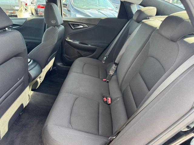 Used 2022 Chevrolet Malibu RS image 8