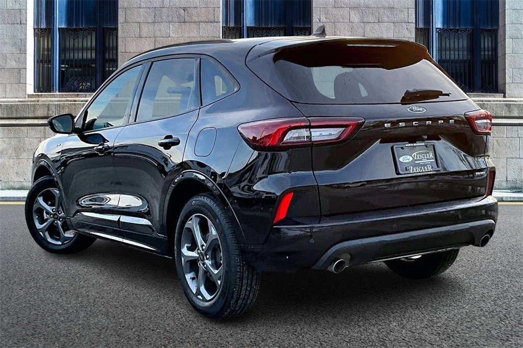 Certified 2023 Ford Escape ST-Line w/ Tech Pack #1 image 10