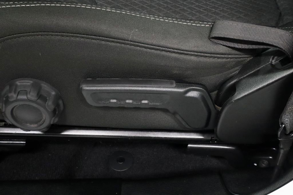 Used 2021 Jeep Wrangler Unlimited Sport AWD/4WD image 26