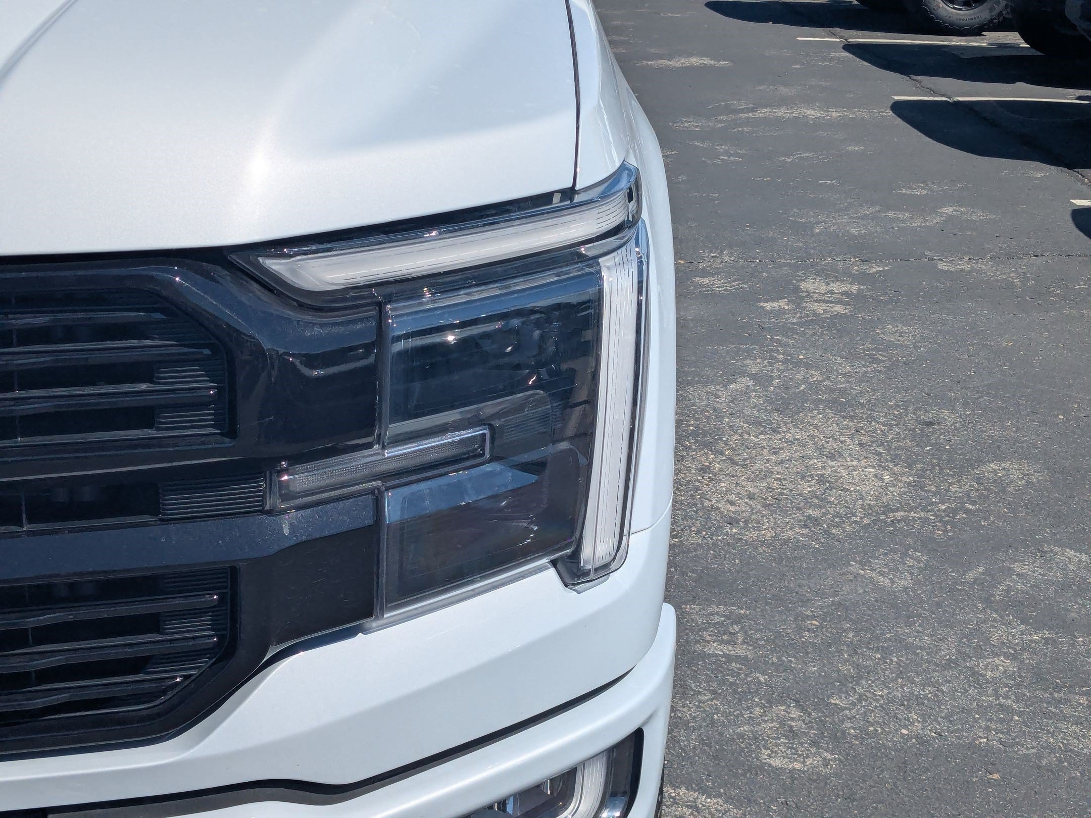 Certified 2025 Ford F150 Platinum w/ Equipment Group 702A High AWD/4WD image 14